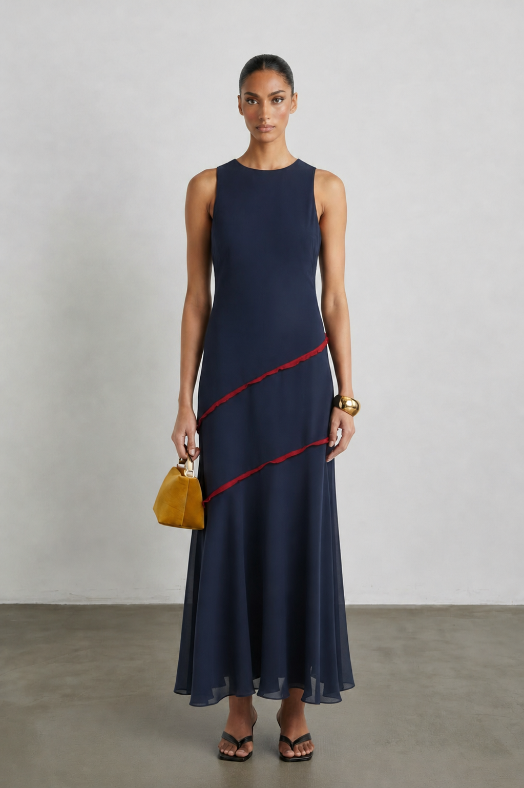 SADI | Vestido Largo con Dobladillo y Espalda Descubierta