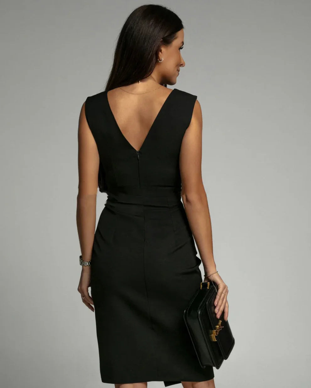 NOA | Vestido elegante con escote elegante y caída ligera