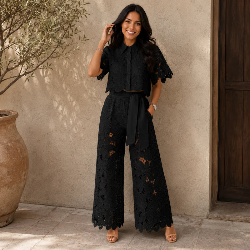 NICOLE | Conjunto 2 Piezas Blusa Bordada de Encaje y Pantalón Calado