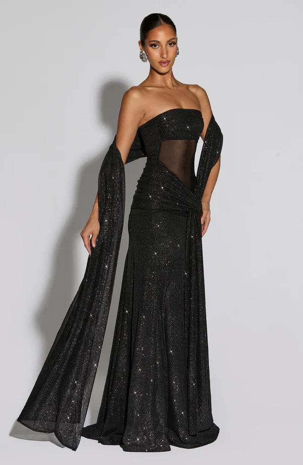 PAULA | Vestido largo elegante con hombros descubiertos