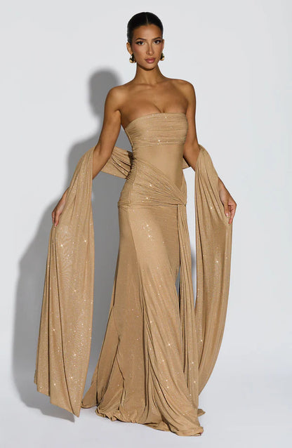 PAULA | Vestido largo elegante con hombros descubiertos